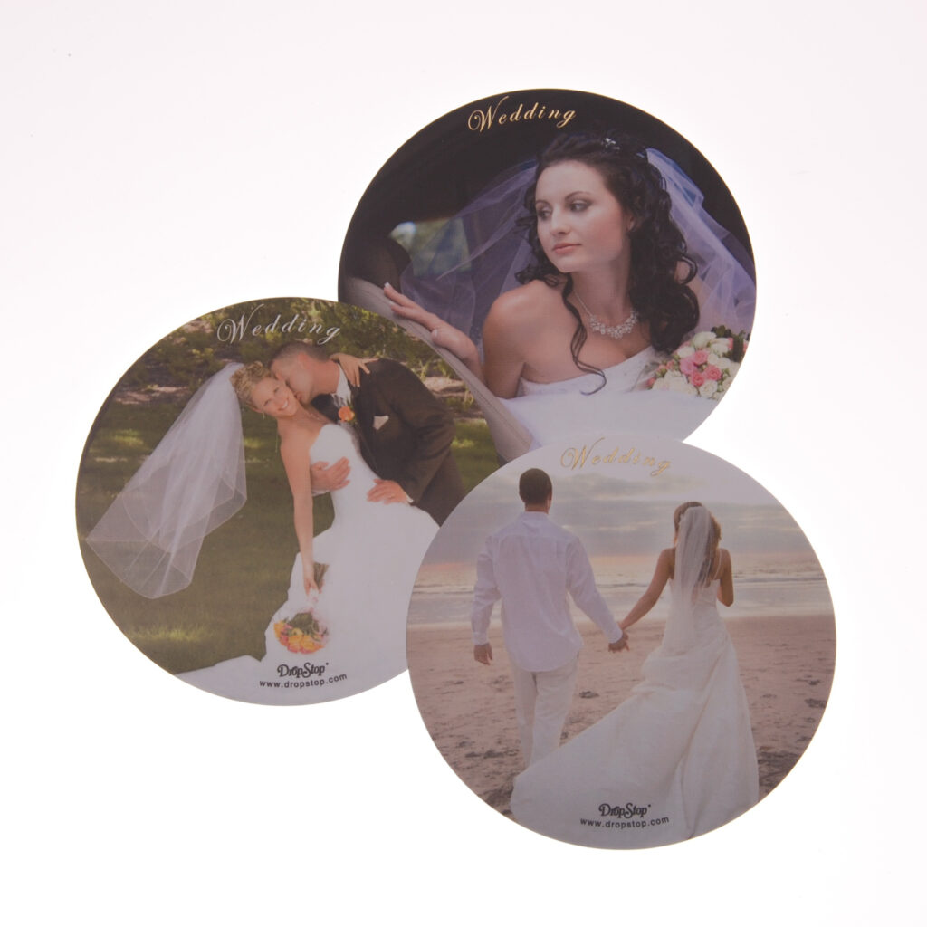 A DropStop lemezek amik esküvői képekkel vannak nyomtatva